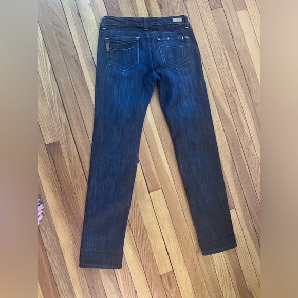 Like new Paige dark wash Premium- Benefict Canyon Jean size 29 see pictures - Picture 2 of 8